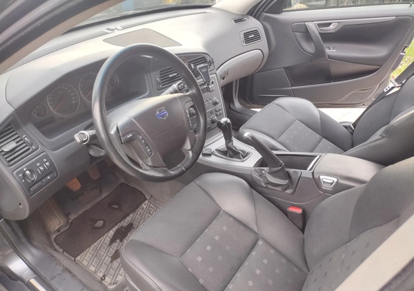 Volvo V70 cena 15000 przebieg: 315425, rok produkcji 2006 z Koło małe 137
